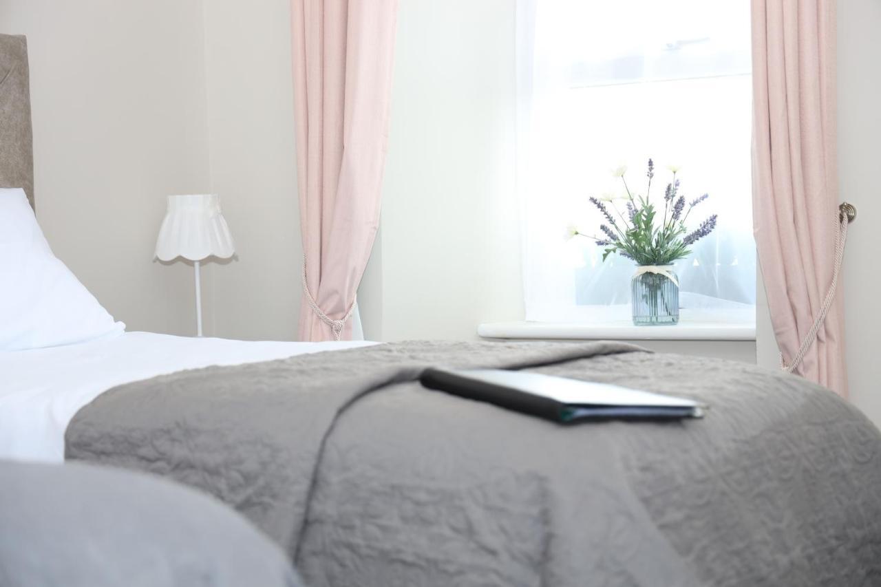Madelines Accommodation Tinahely Zewnętrze zdjęcie